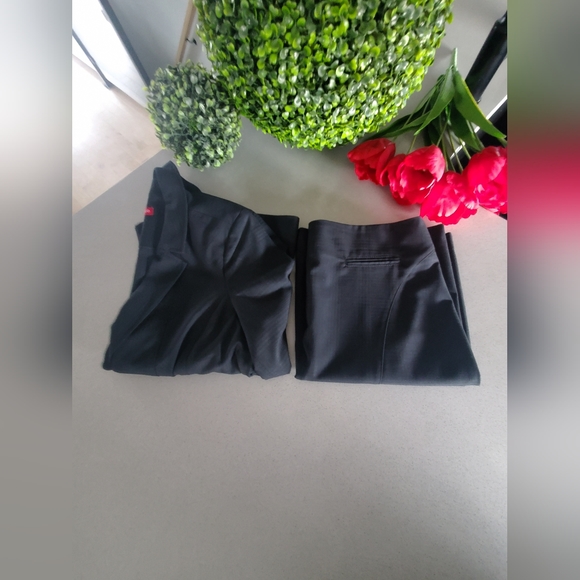 SAN FRANCISCO Impeccable ensemble de 2 morceaux coordonnés incluant blazer+ jupe - Picture 12 of 12